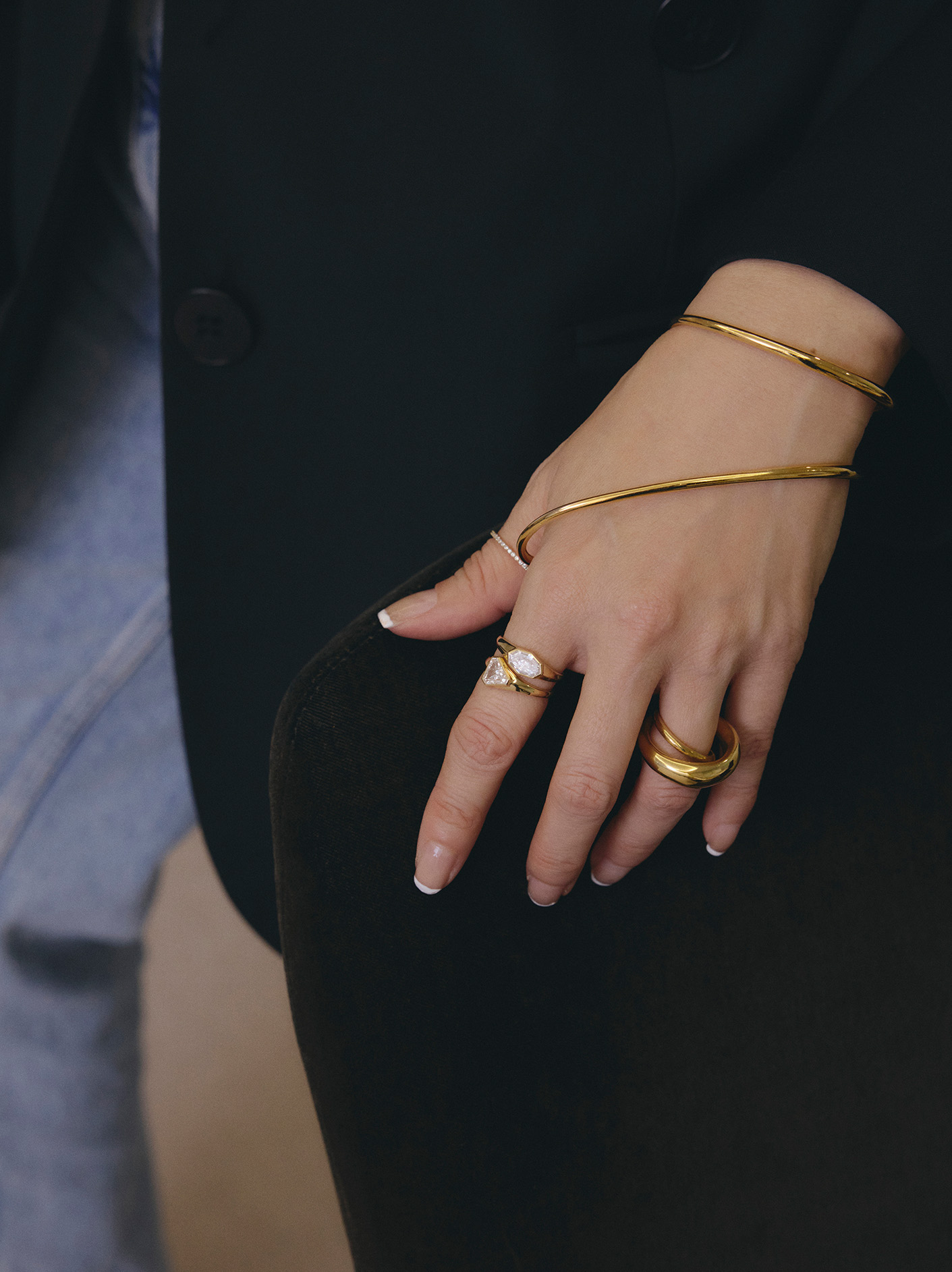 SUITE | ISSUE | Deuxieme Classe | ドゥーズィエム クラス 