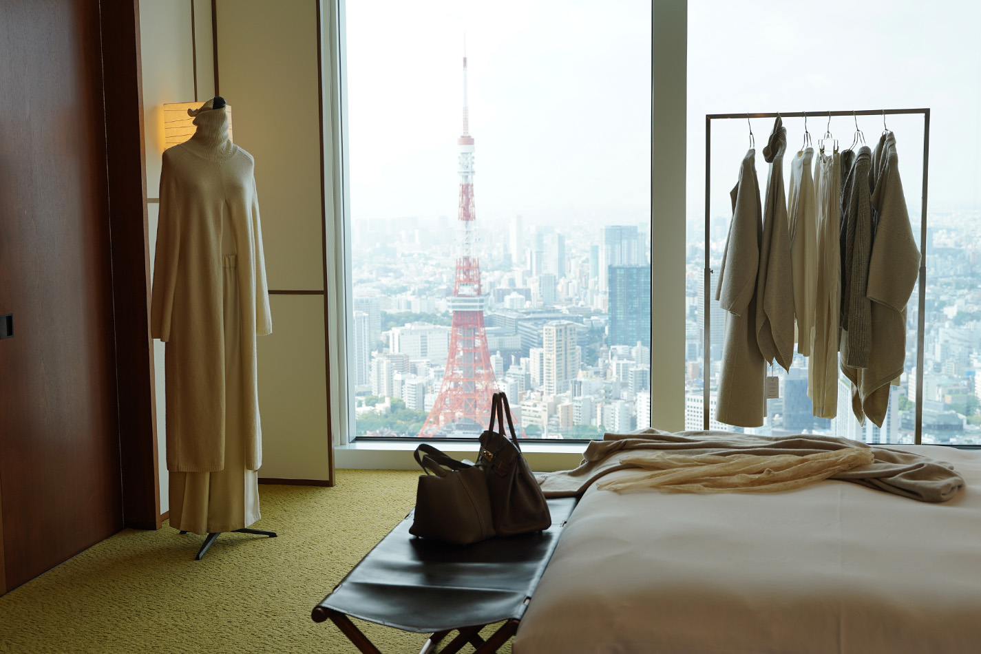 Preview | ISSUE | Deuxieme Classe | ドゥーズィエム クラス 