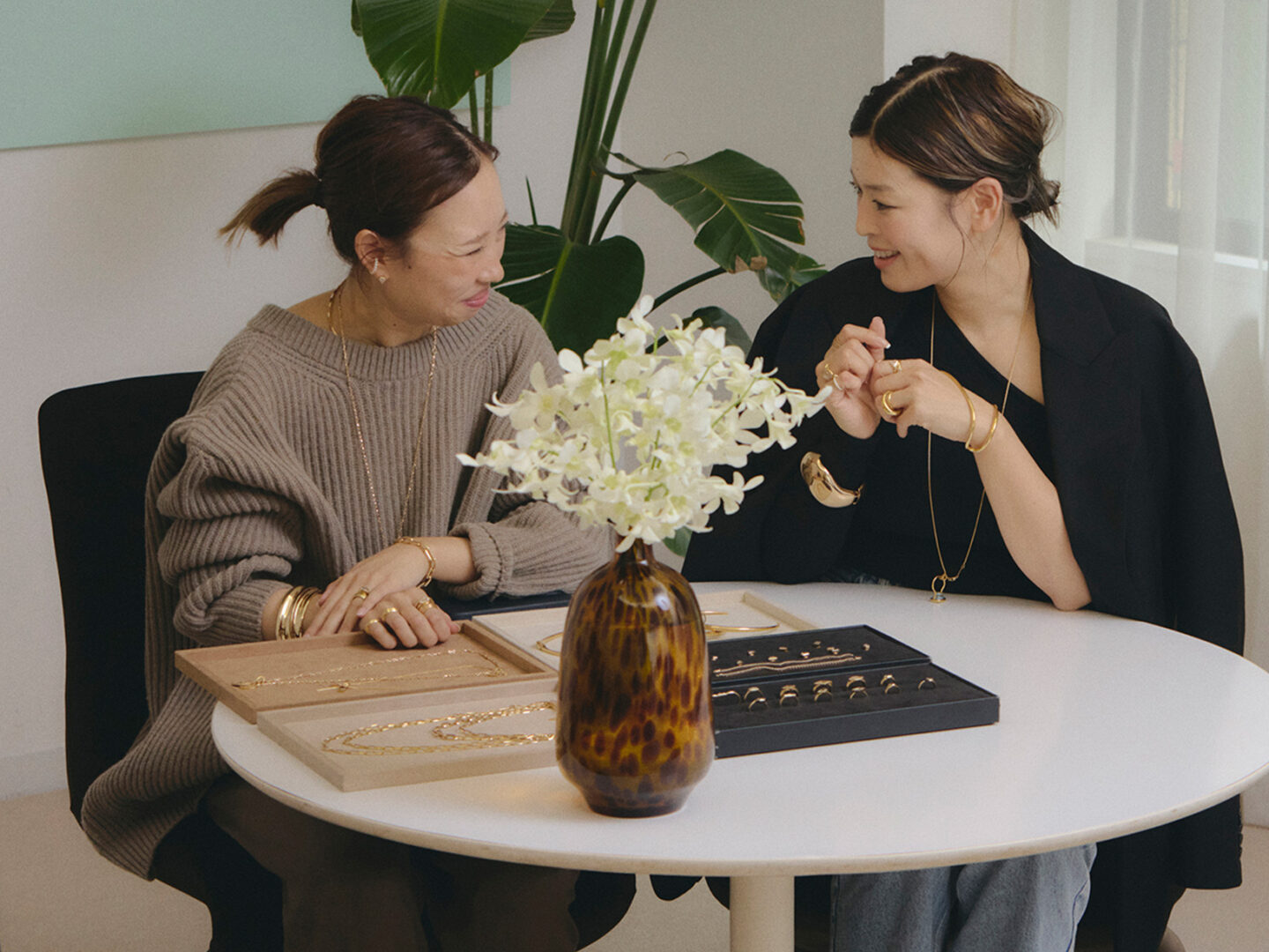 SUITE | ISSUE | Deuxieme Classe | ドゥーズィエム クラス 