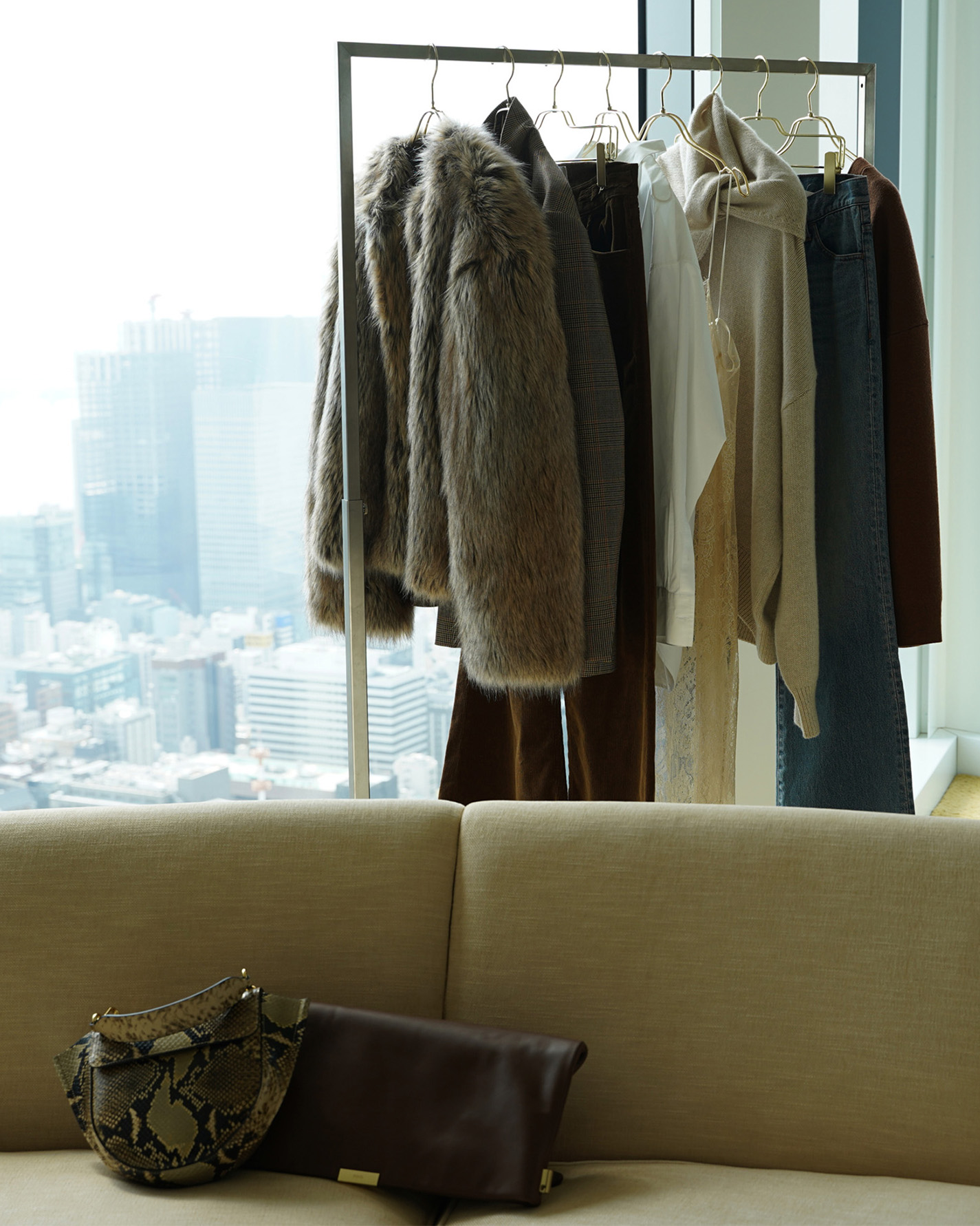 Preview | ISSUE | Deuxieme Classe | ドゥーズィエム クラス 
